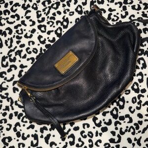 Black Leather MARC JACOBS Crossbody Bag
